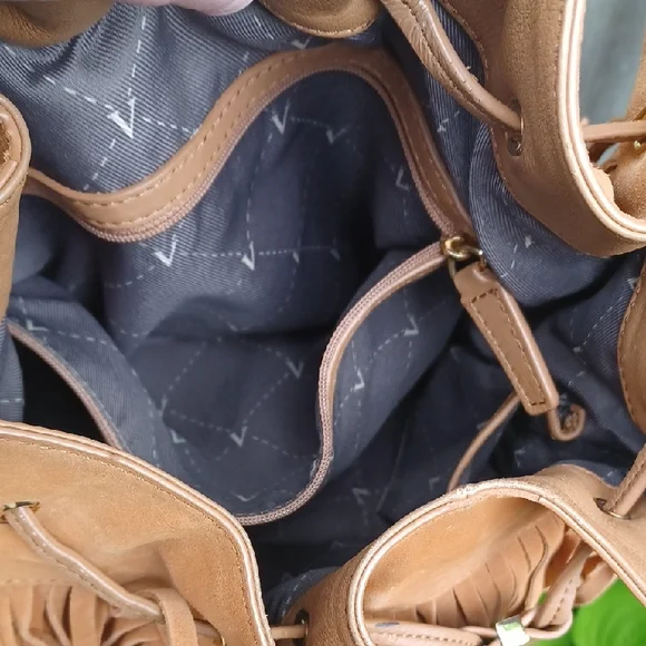 VINCE CAMUTO Fringe Shoulder Bag - Picture 9 of 10